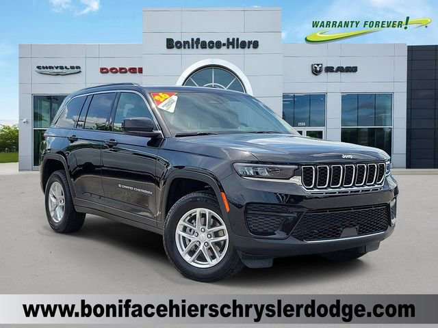 Used 2026 Jeep Grand Cherokee Laredo X RWD image 1