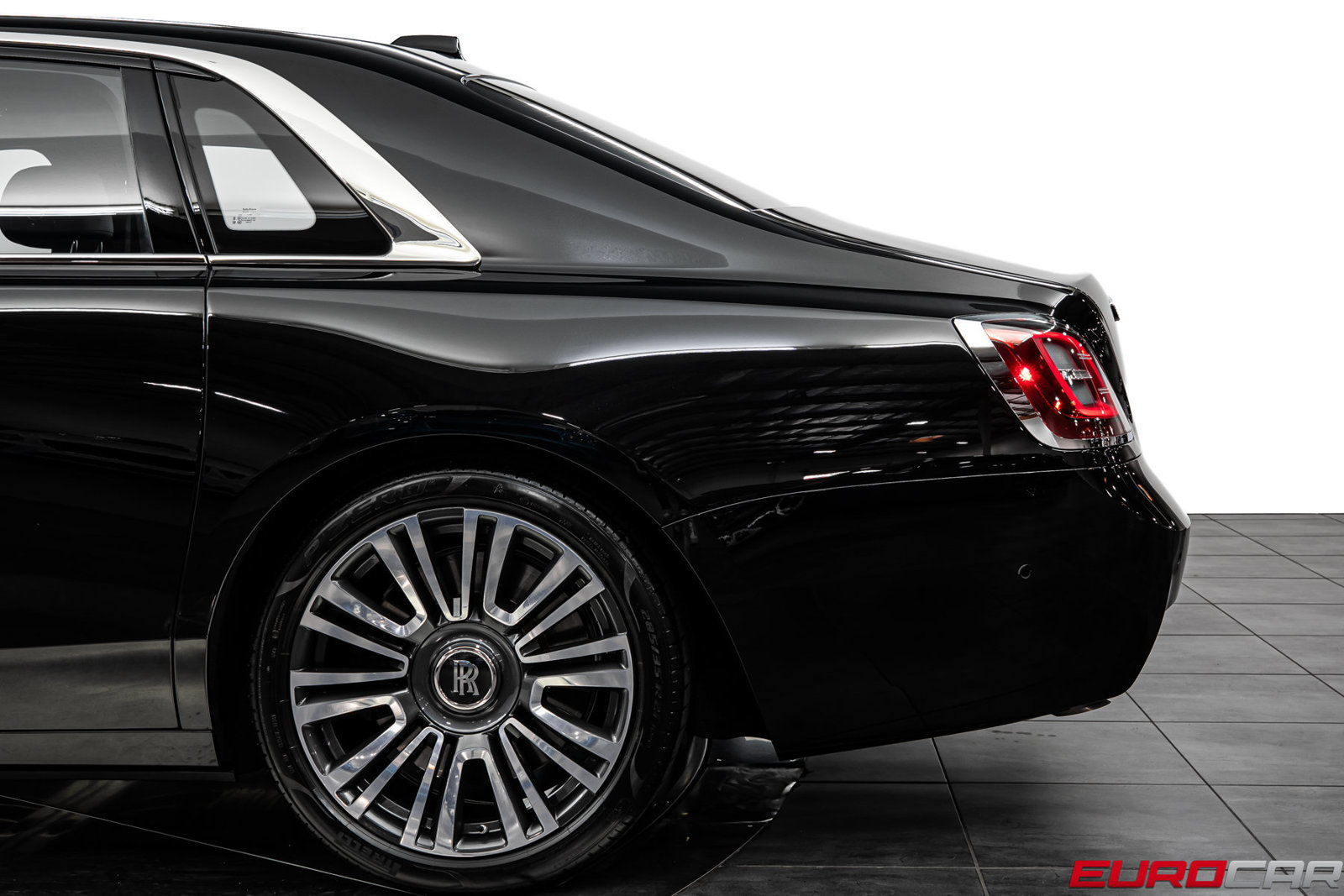 Used 2023 Rolls-Royce Ghost AWD/4WD image 16