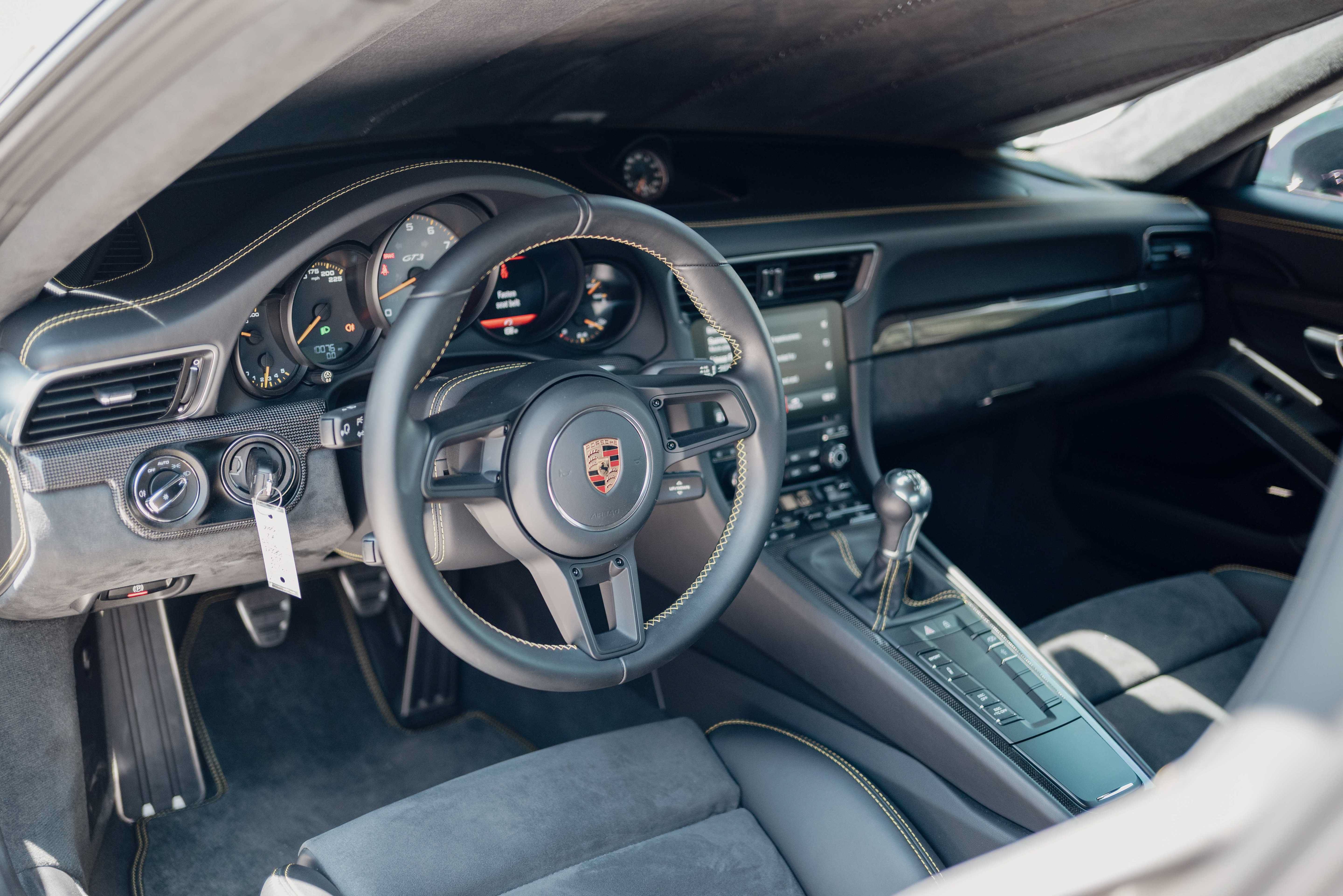 Used 2019 Porsche 911 GT3 RWD image 8
