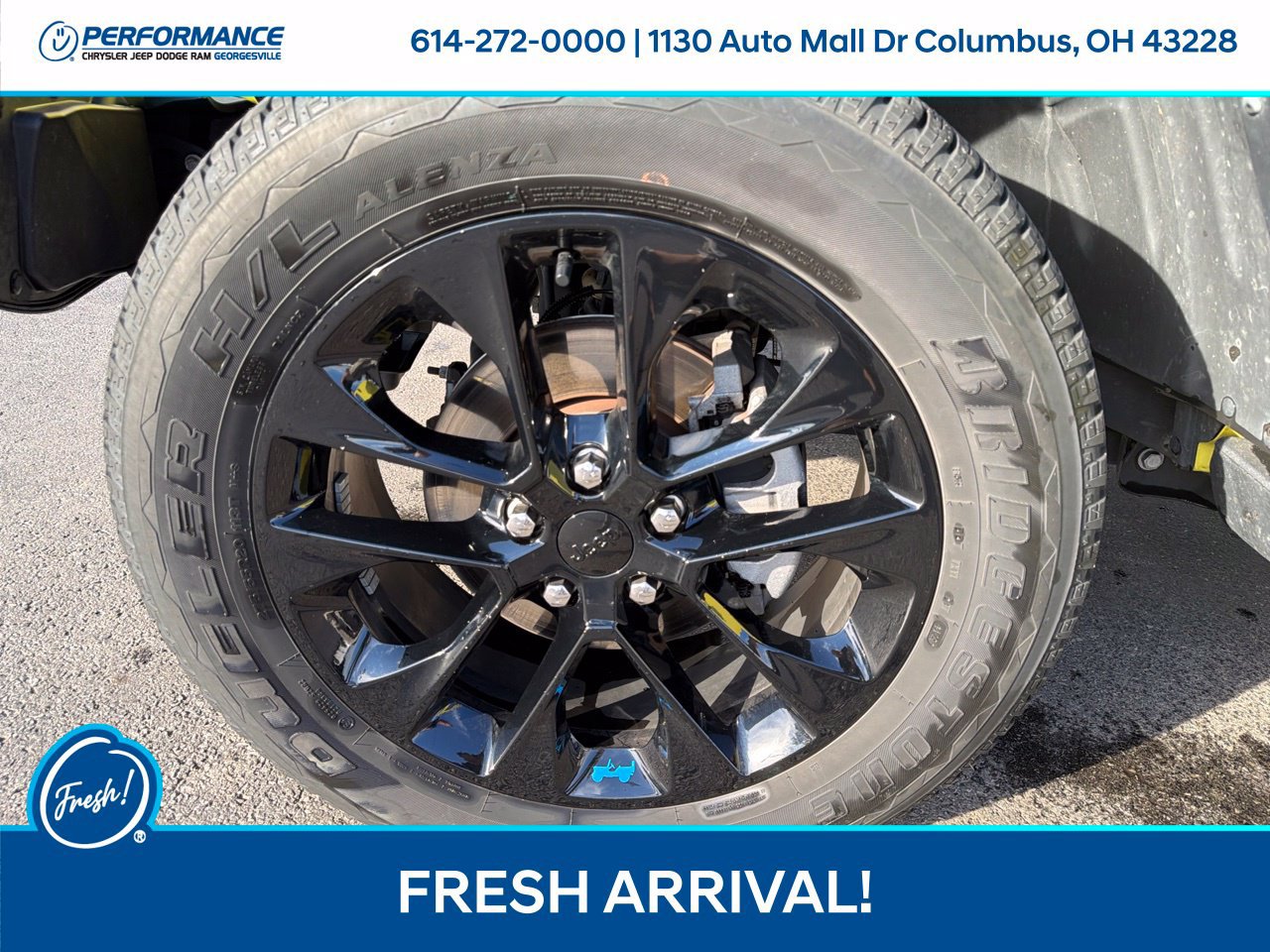 Used 2023 Jeep Wrangler Unlimited Sahara w/ Cold Weather Group AWD/4WD image 24