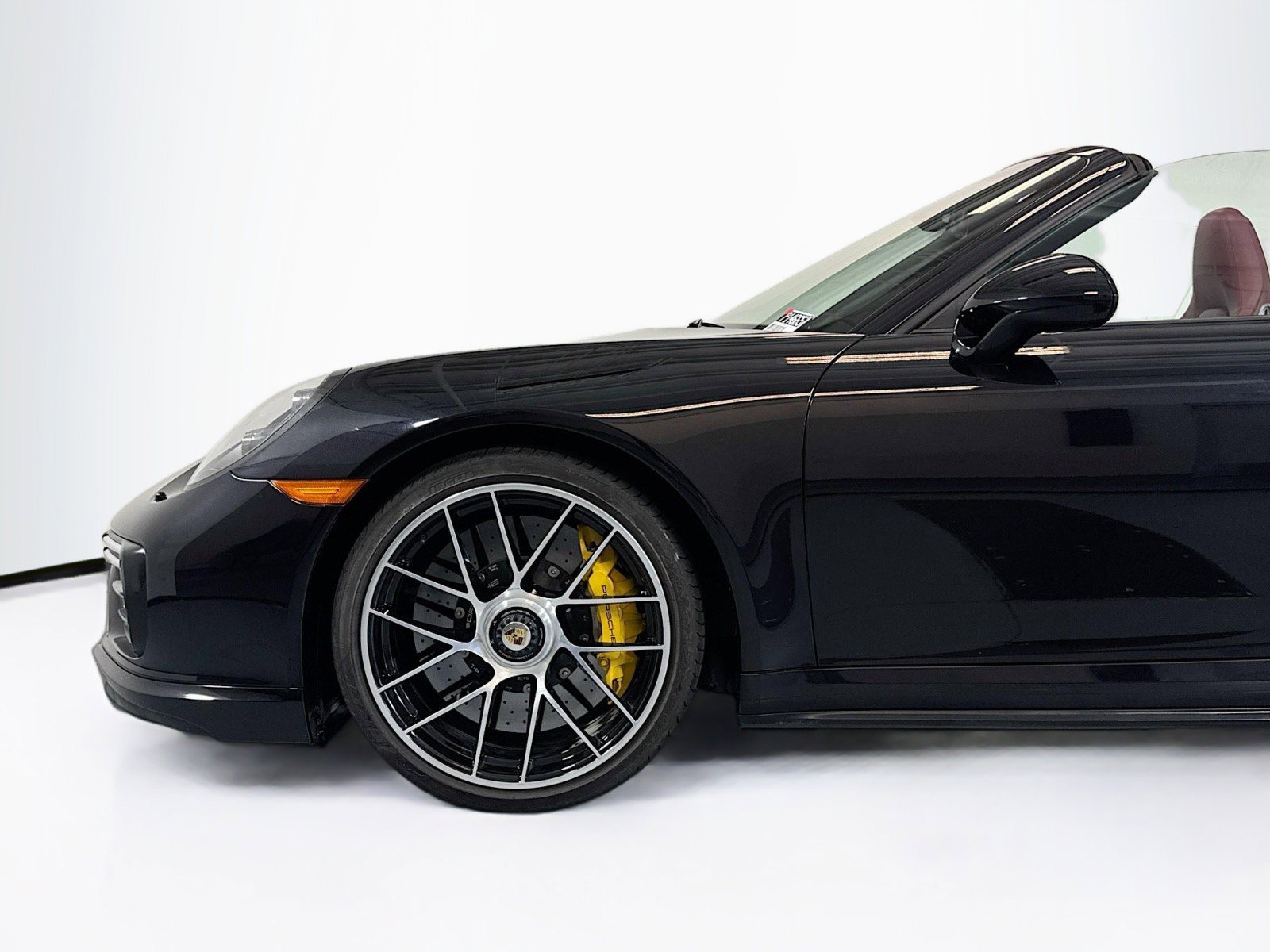 Certified 2018 Porsche 911 Turbo S image 28