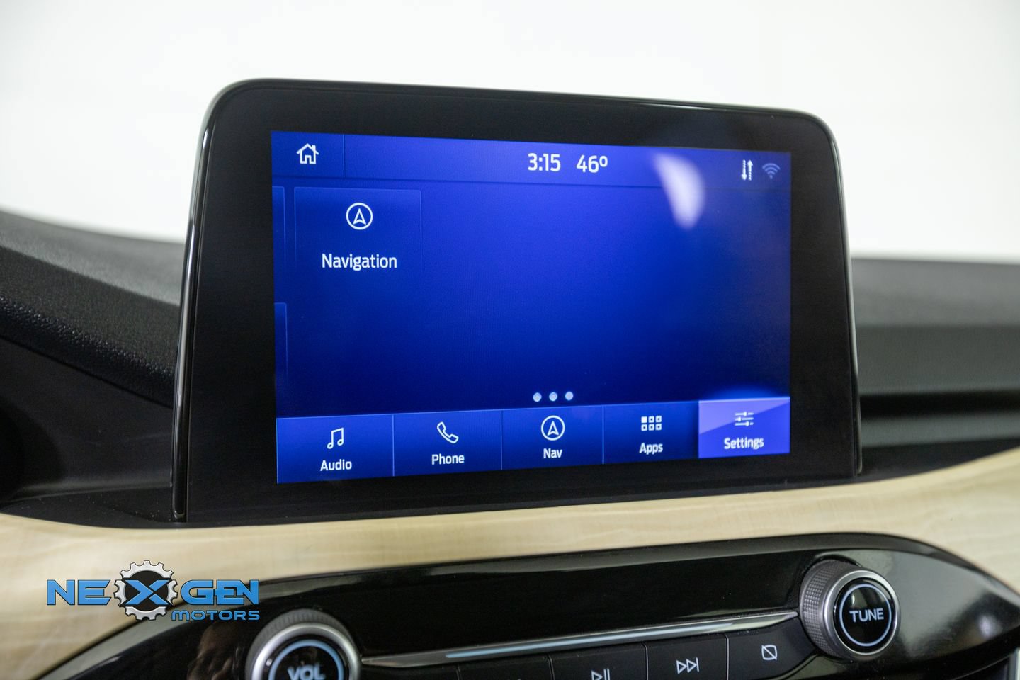 Used 2021 Ford Escape Titanium w/ Titanium Elite Package AWD/4WD image 25