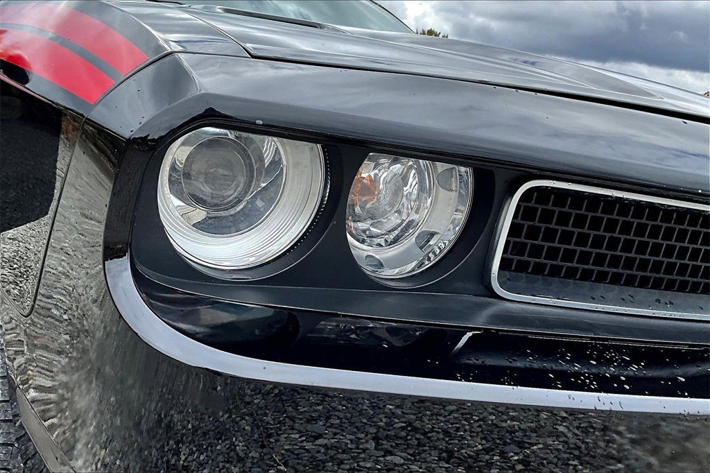 Used 2013 Dodge Challenger R/T image 22