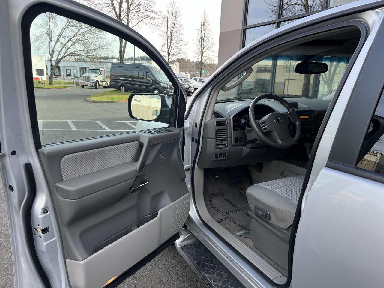 Used 2004 Nissan Armada SE w/ (Tow) Tow Pkg image 7