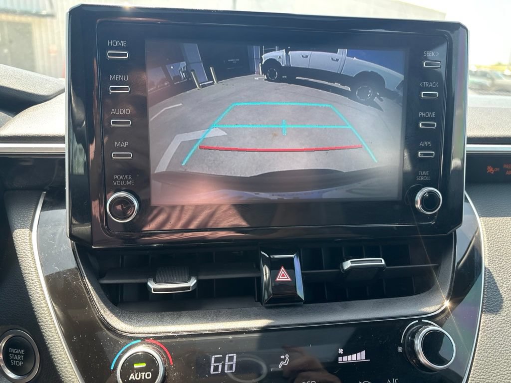 Used 2020 Toyota Corolla SE w/ SE Premium Package FWD image 11