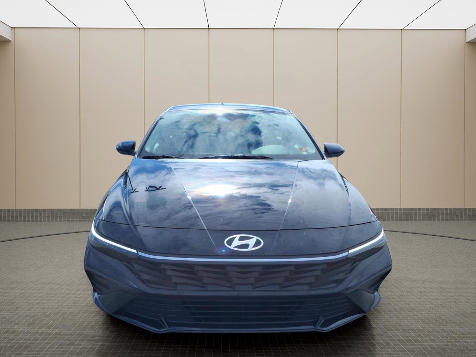Used 2024 Hyundai Elantra SEL image 3