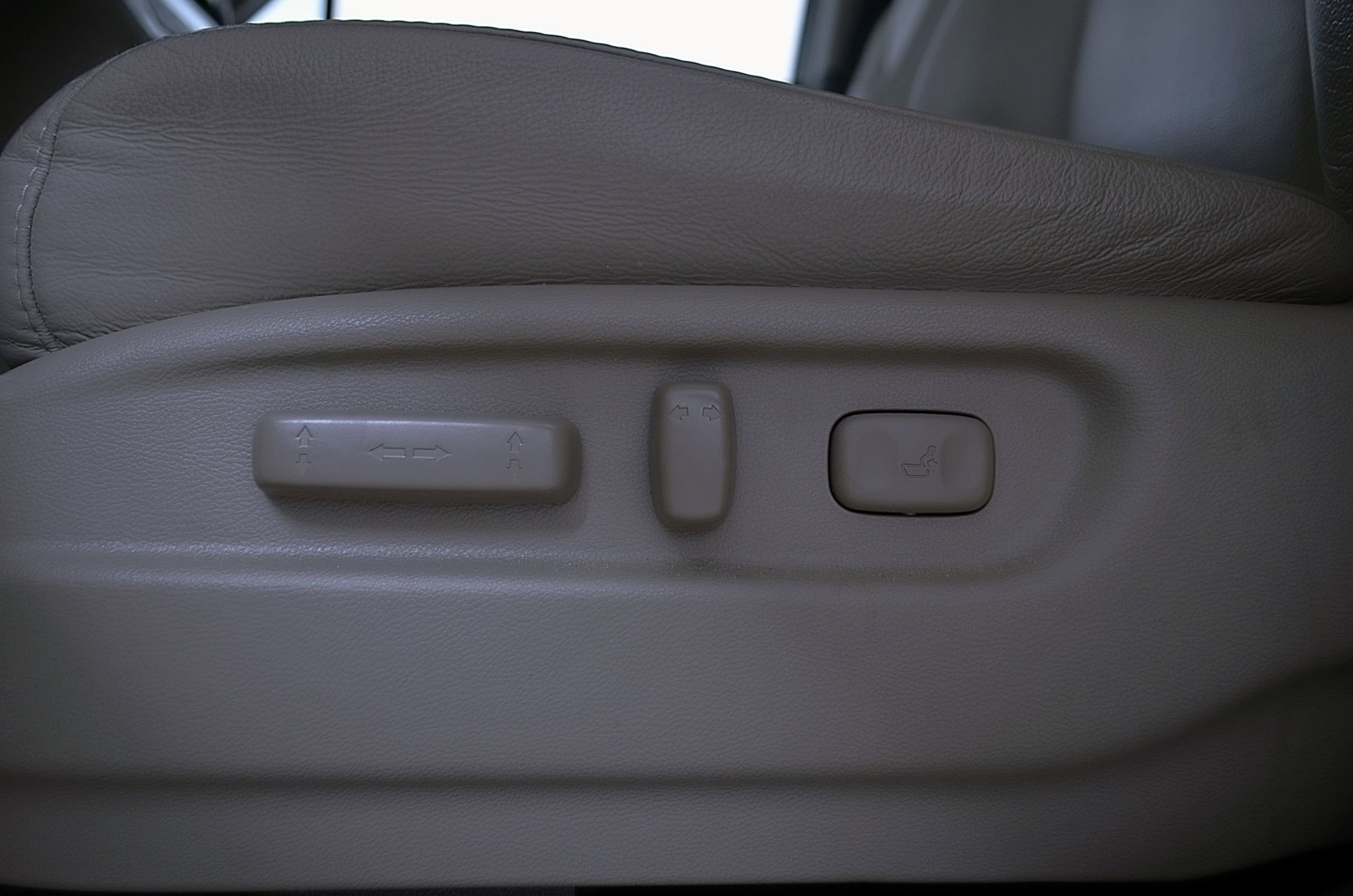 Used 2020 Honda Pilot Touring image 23