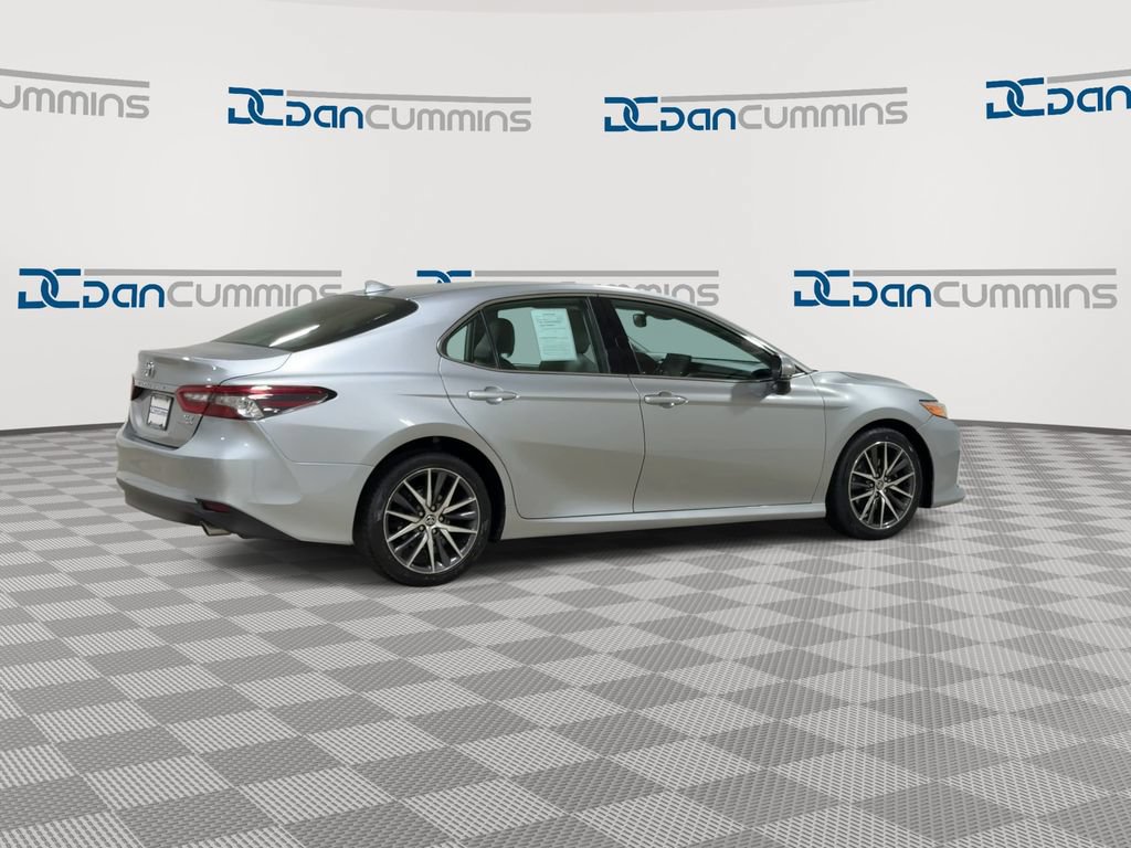 Used 2021 Toyota Camry XLE AWD/4WD image 8