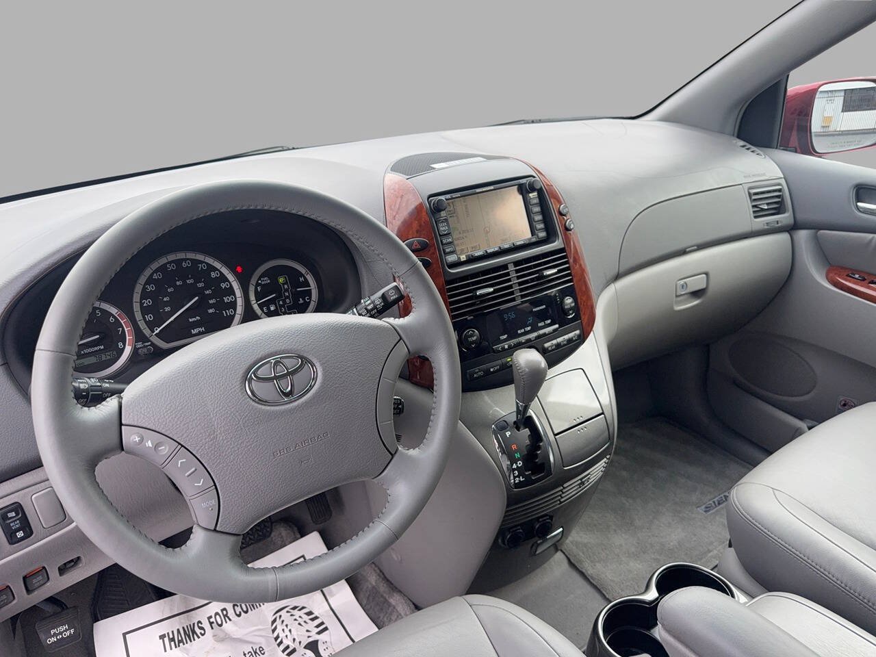 Used 2004 Toyota Sienna XLE w/ XLE Pkg 19 FWD image 14