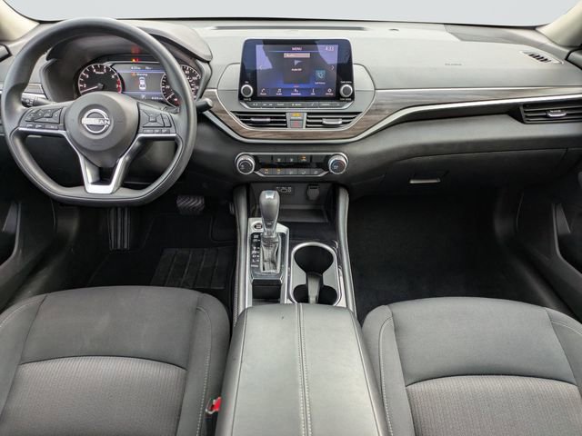 Used 2023 Nissan Altima 2.5 SV image 15