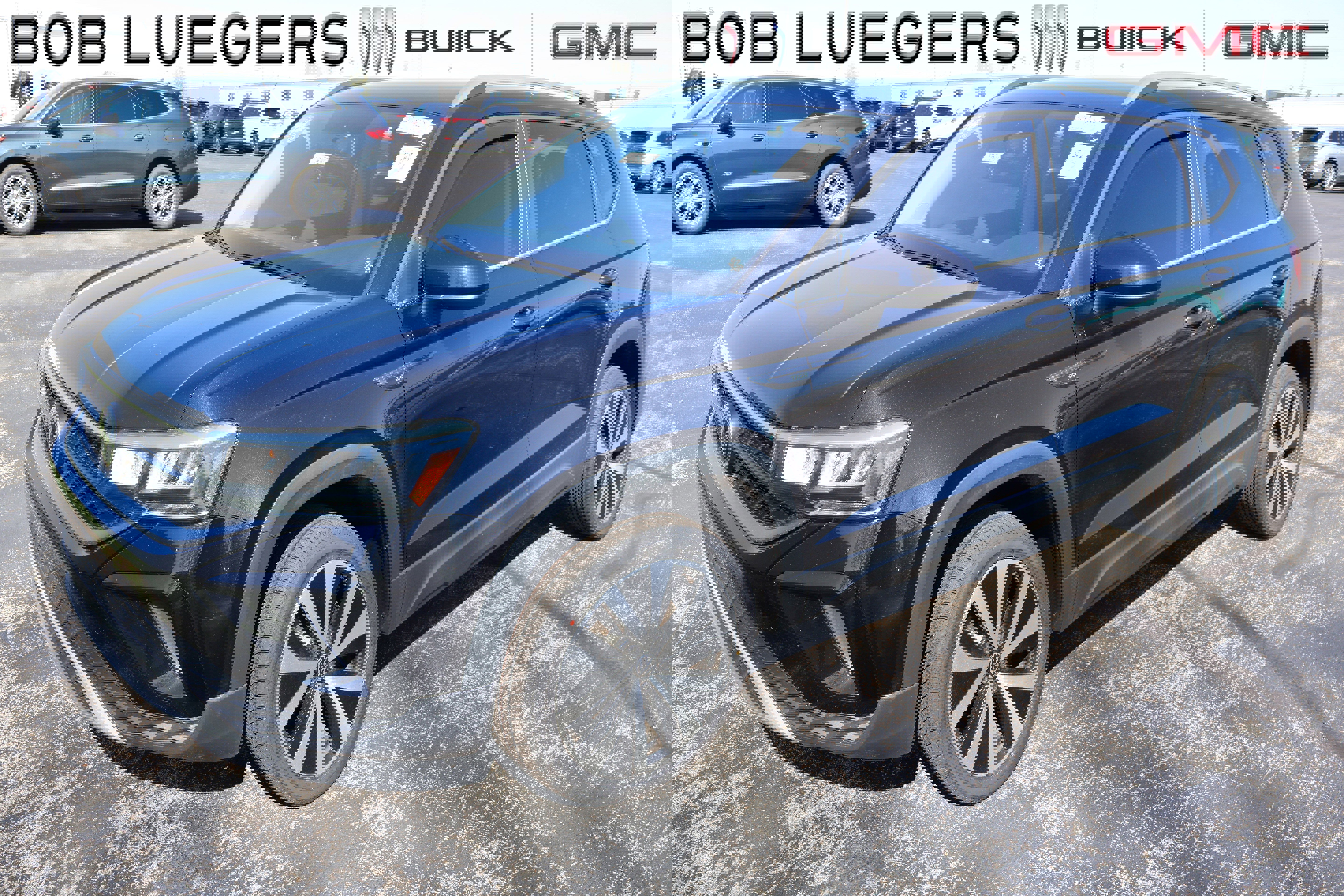 Used 2022 Volkswagen Taos SE image 2