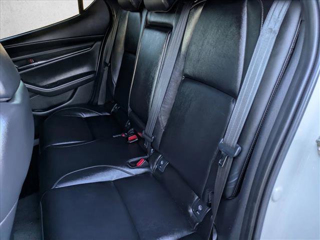 Used 2020 MAZDA MAZDA3 Hatchback w/ Preferred Package image 17