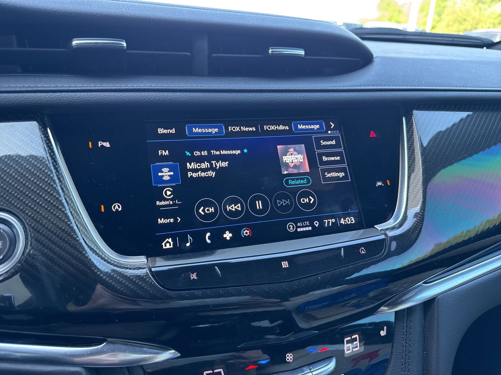 Used 2021 Cadillac XT6 Sport w/ LPO, Floor Liner Package AWD/4WD image 14