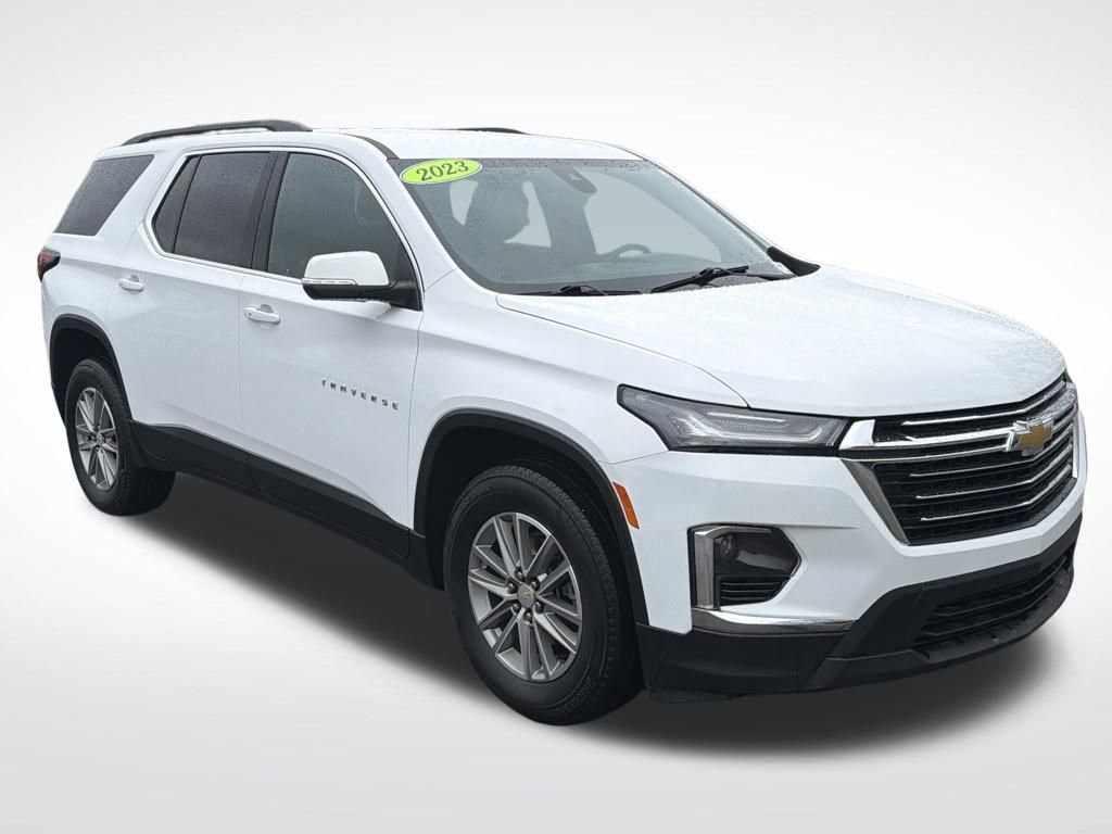 Used 2023 Chevrolet Traverse LT video 3
