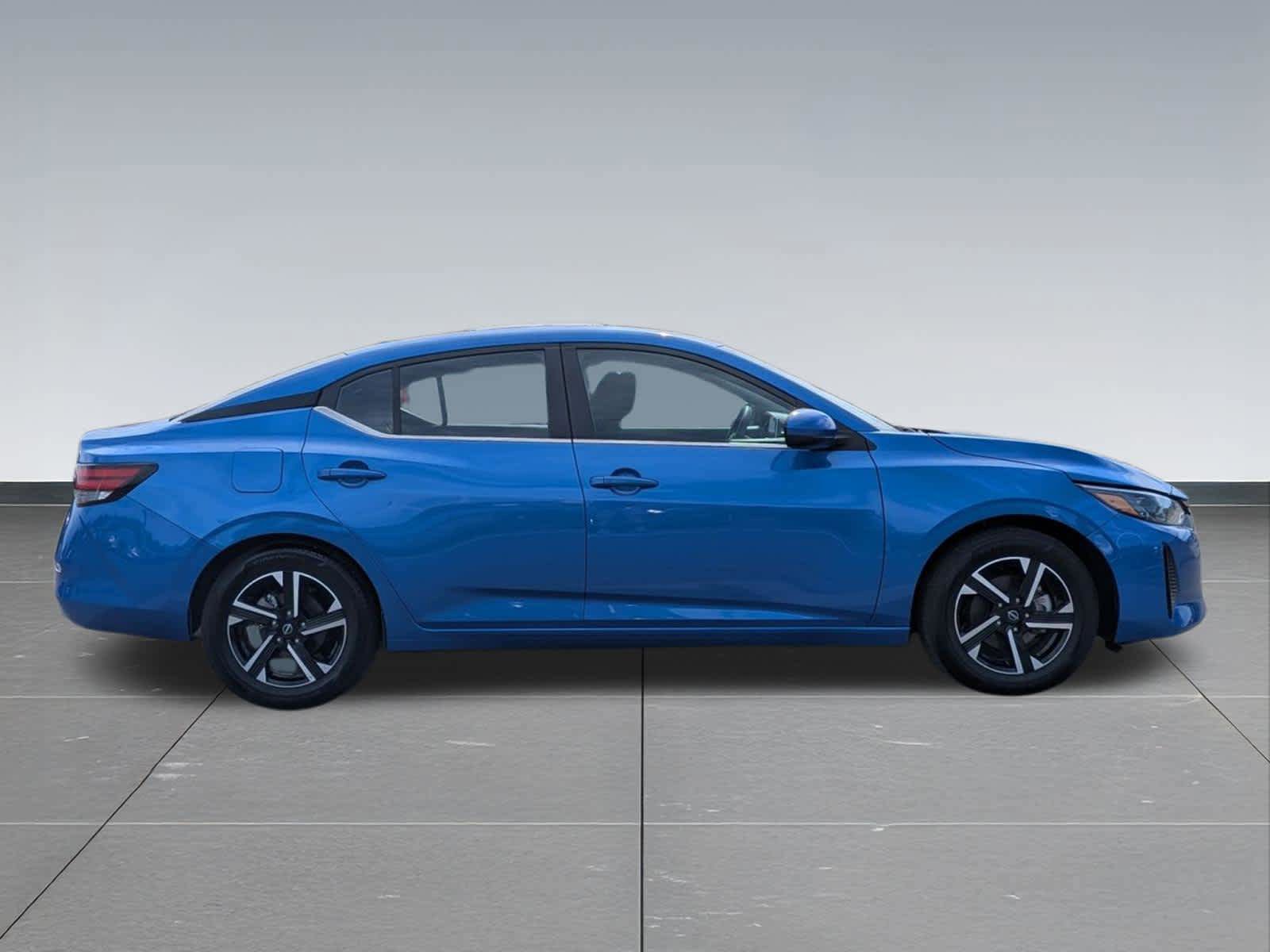 Used 2024 Nissan Sentra SV FWD image 6