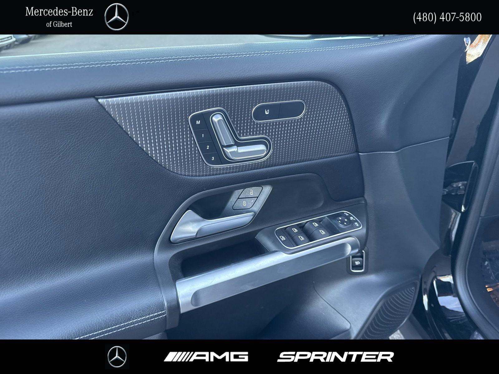Used 2021 Mercedes-Benz GLB 250 4MATIC image 12