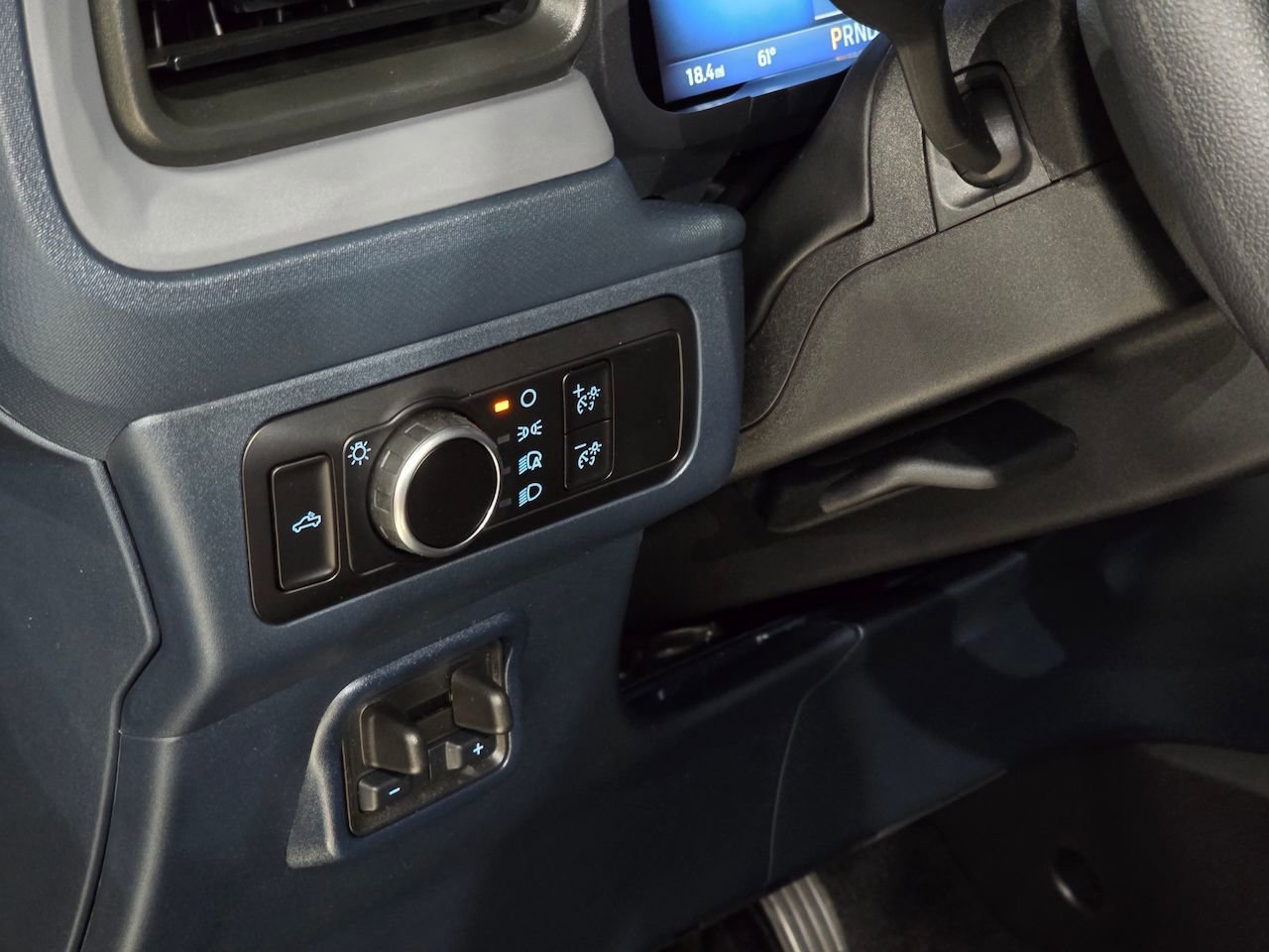 New 2025 Ford Maverick XLT w/ Black Appearance Package image 18