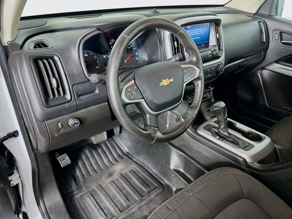 Used 2021 Chevrolet Colorado LT w/ Fleet Safety Package image 9