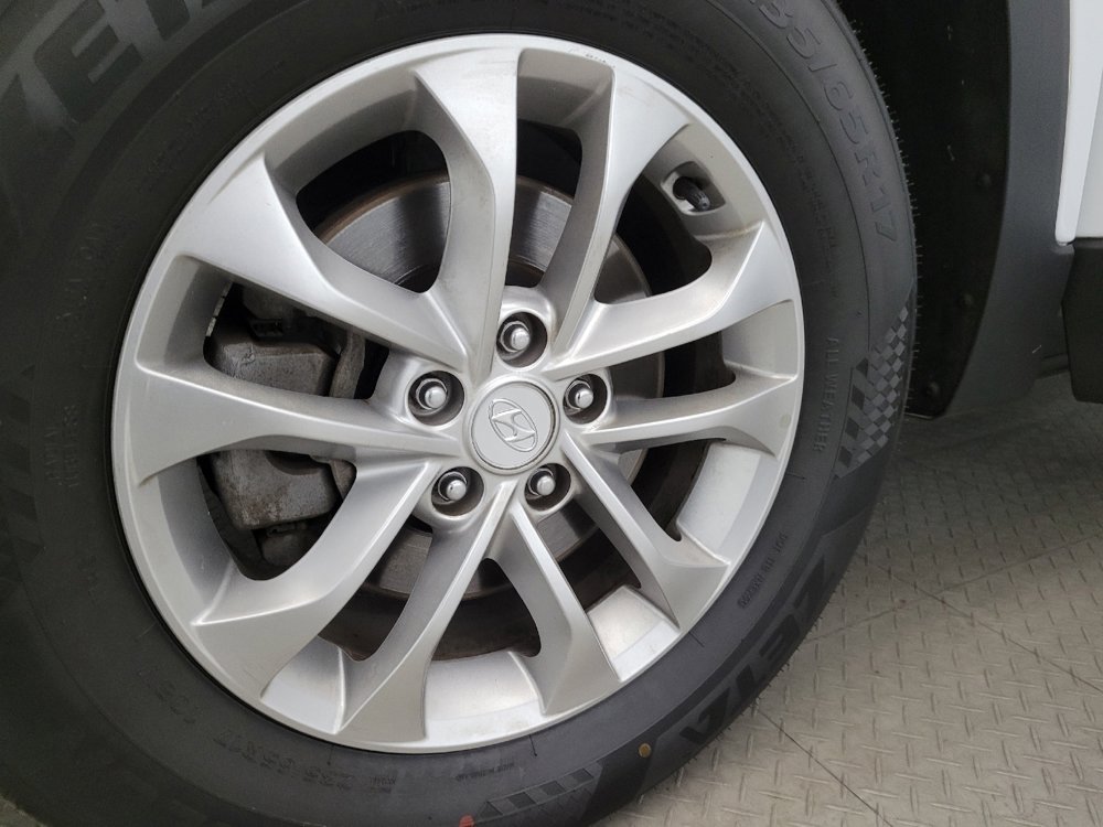 Used 2019 Hyundai Santa Fe SE image 31