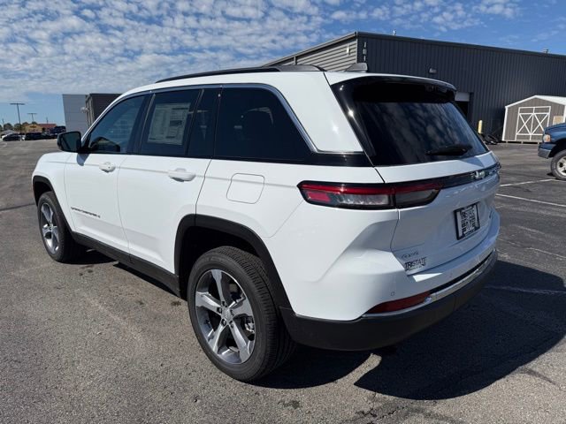 New 2025 Jeep Grand Cherokee Limited image 4