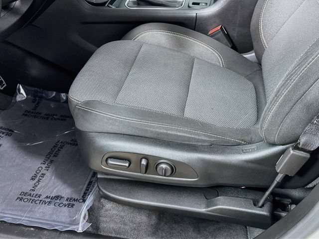 Used 2020 Chevrolet Traverse LT FWD image 18