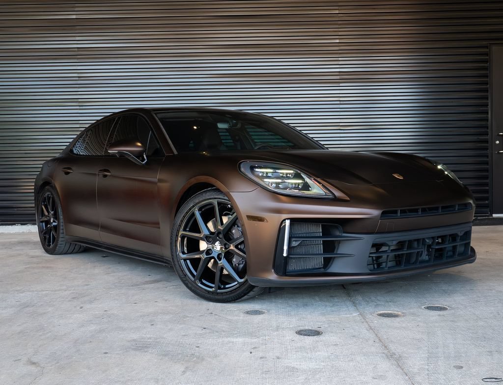 Certified 2024 Porsche Panamera image 9
