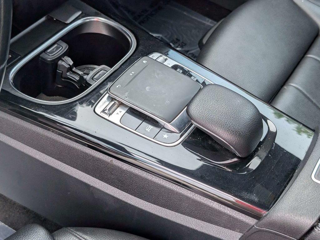 Used 2020 Mercedes-Benz A 220 w/ Premium Package image 23