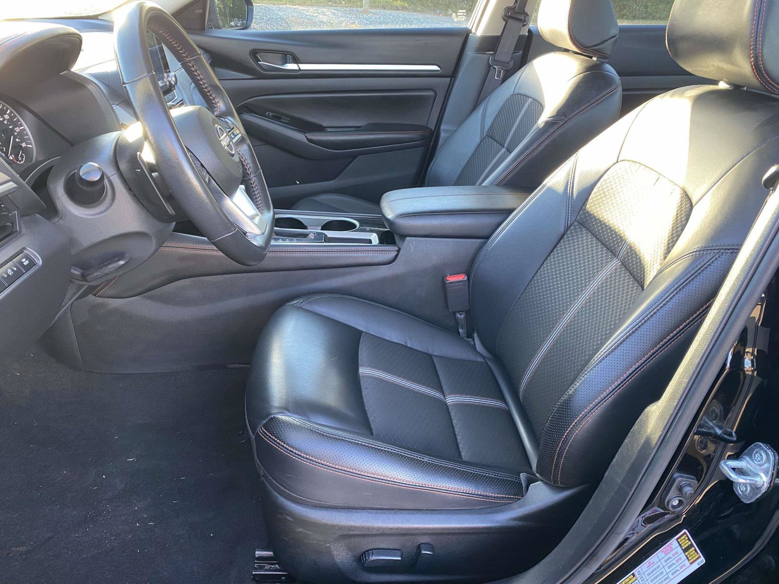 Used 2024 Nissan Altima 2.5 SR FWD image 24