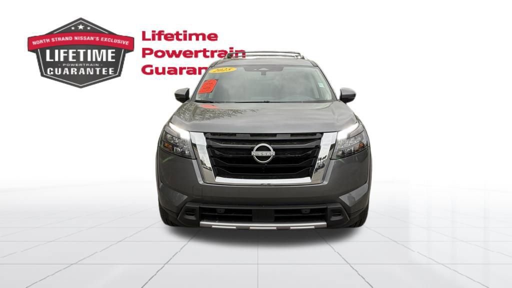 Certified 2025 Nissan Pathfinder Platinum w/ Cargo Package image 11