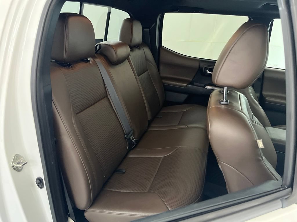 Used 2018 Toyota Tacoma Limited AWD/4WD image 20