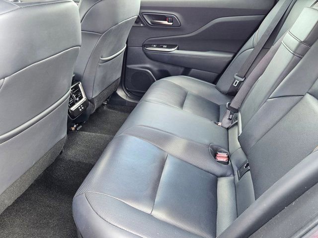 Used 2024 Toyota Crown Limited image 28