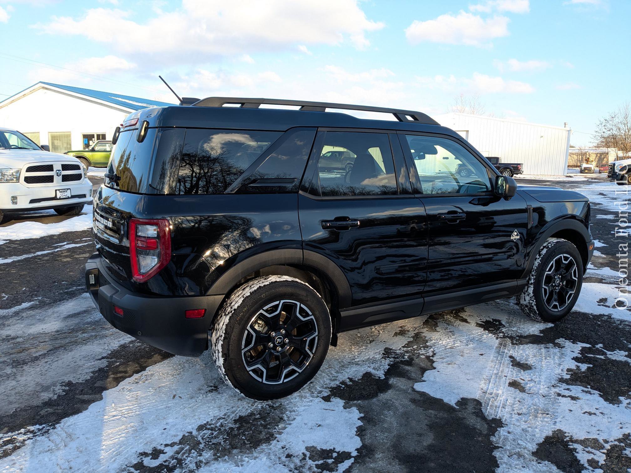 Used 2025 Ford Bronco Sport Outer Banks w/ Outer Banks Tech Package+ image 5