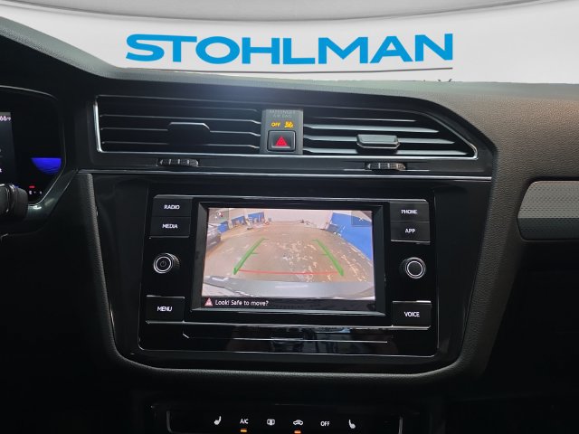 Used 2022 Volkswagen Tiguan S AWD/4WD image 16