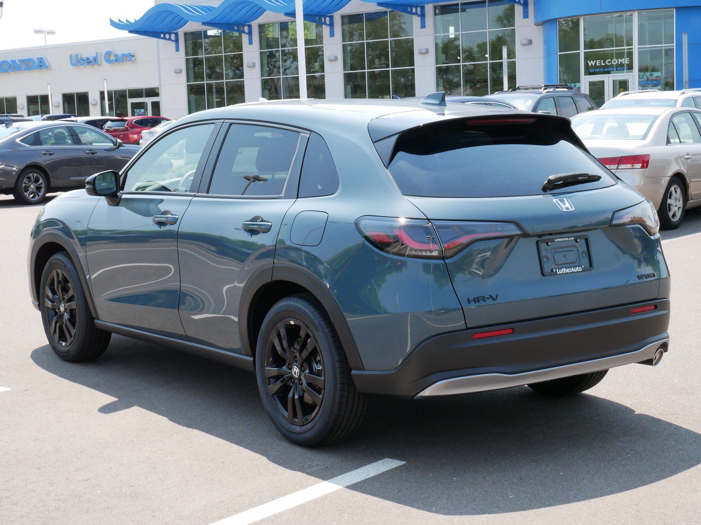 Used 2027 Honda HR-V Sport image 13