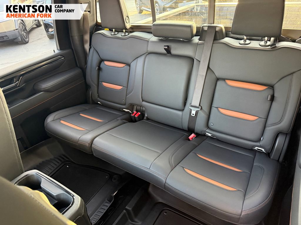 Used 2025 GMC Sierra 2500 AT4 w/ AT4 Premium Plus Package image 38
