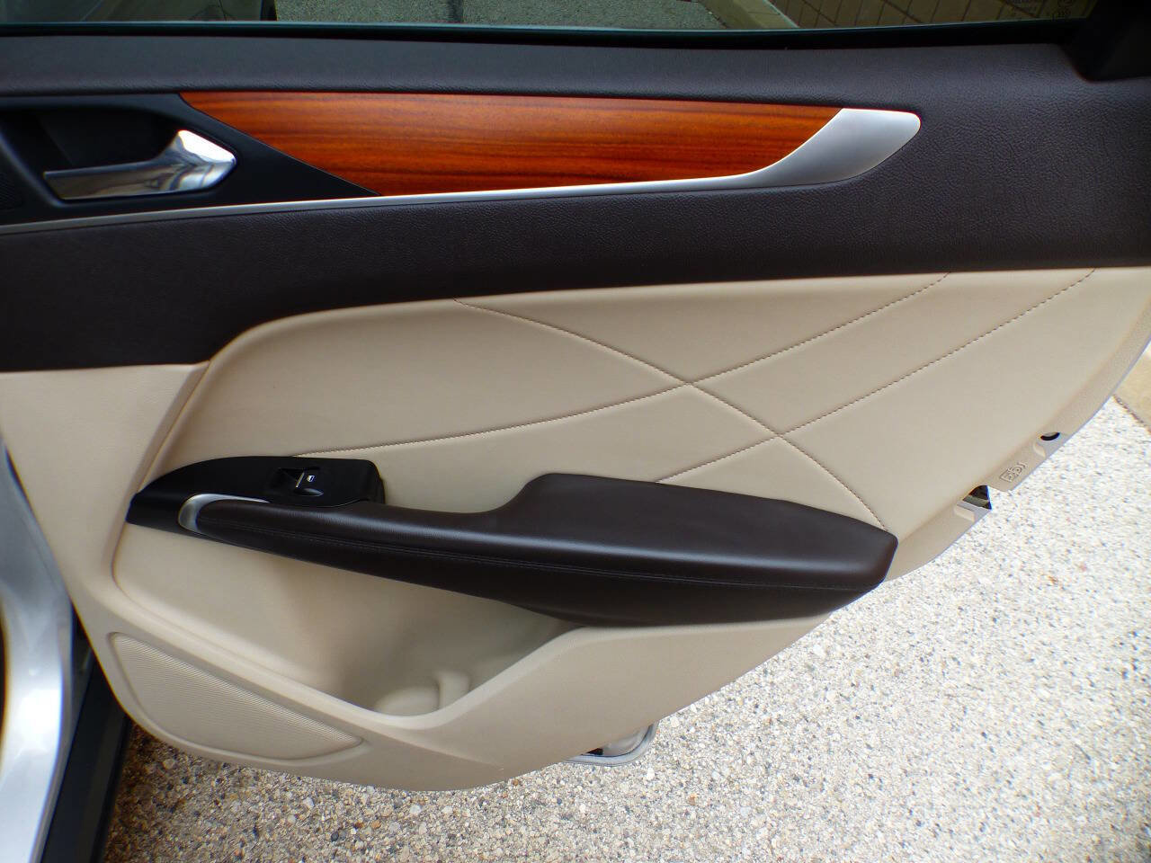 Used 2019 Lincoln MKC Select w/ Select Plus Package image 24