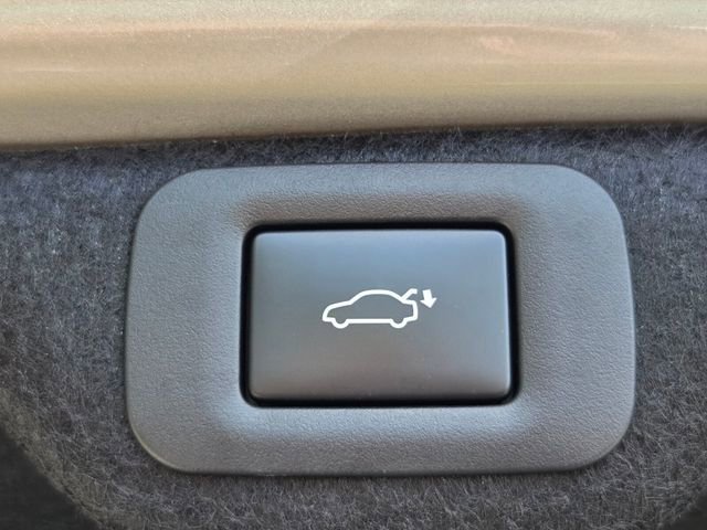 Used 2024 Lexus ES 250 w/ Premium Package image 29