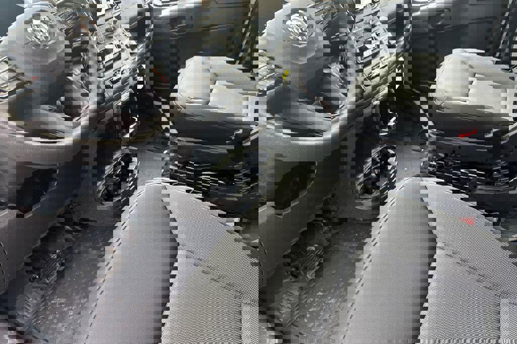 New 2025 RAM ProMaster 2500 w/ Convenience Group image 7