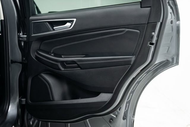 Used 2024 Ford Edge Titanium image 28