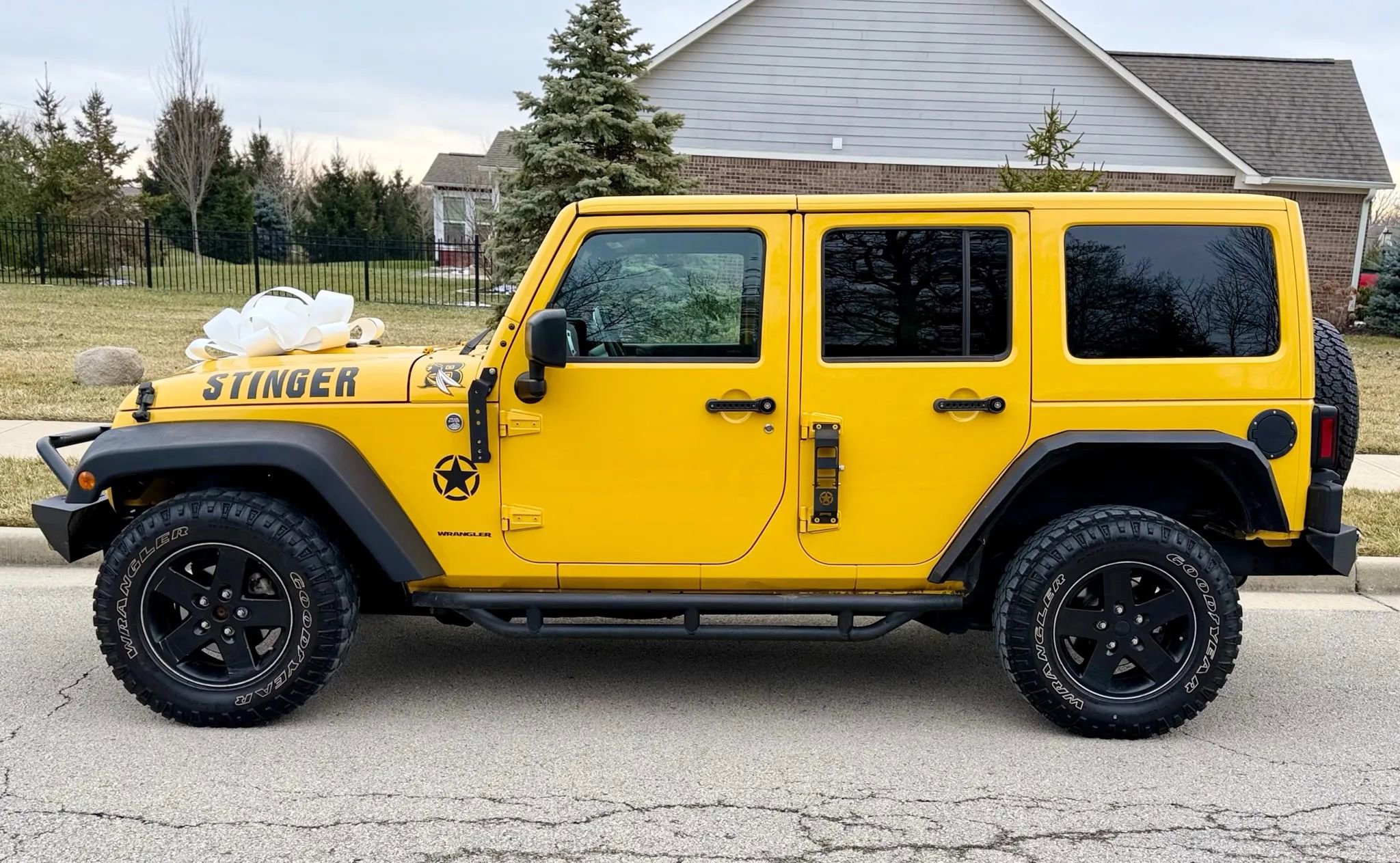 Used 2015 Jeep Wrangler Unlimited Sahara image 8