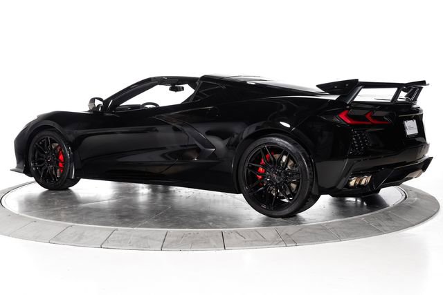 Used 2023 Chevrolet Corvette Stingray Coupe w/ Z51 Performance Package image 3