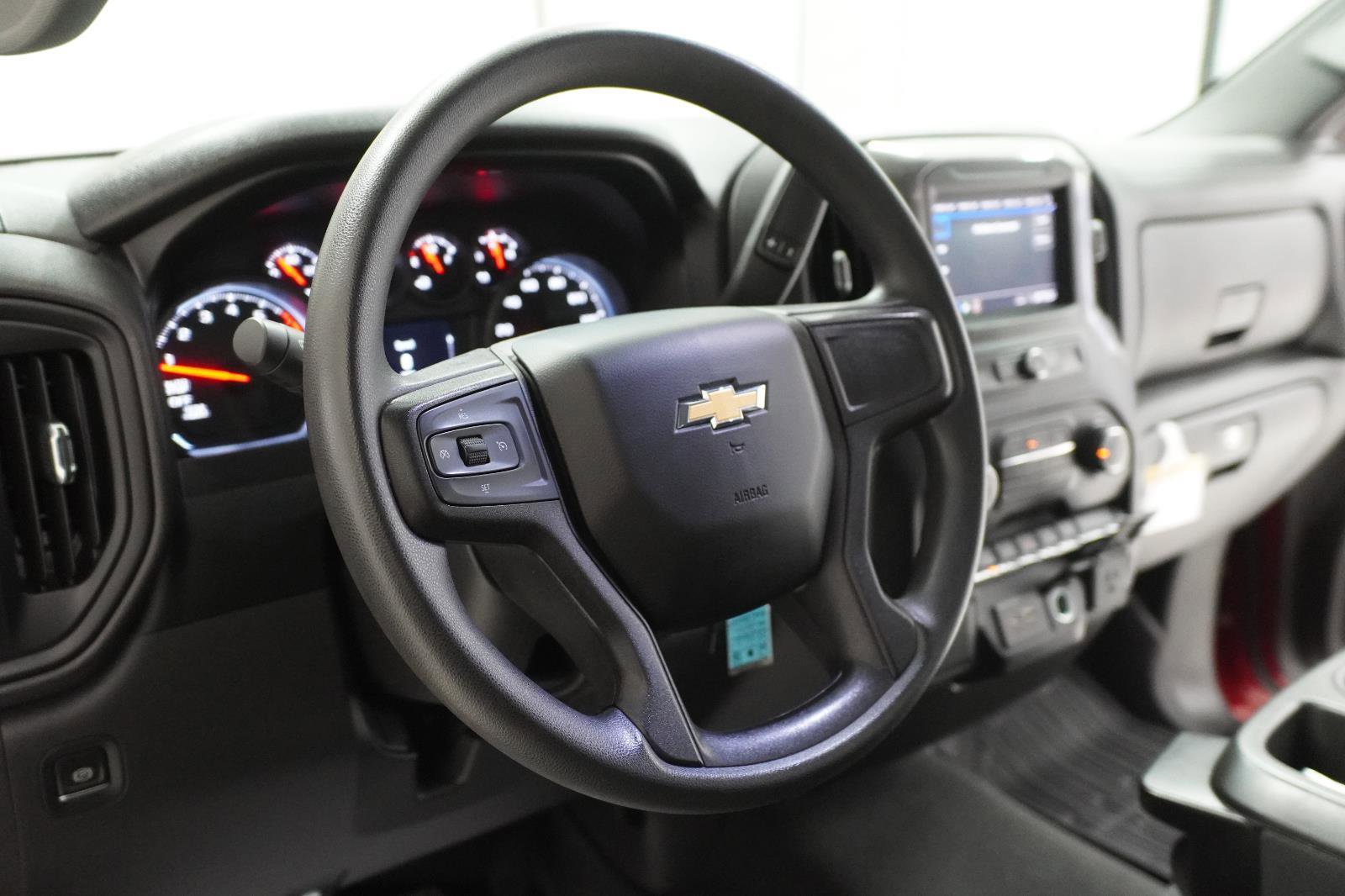 Used 2021 Chevrolet Silverado 1500 Custom AWD/4WD image 15