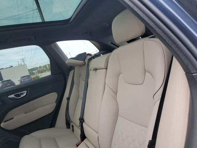 New 2026 Volvo XC60 B5 Plus w/ Protection Package Premier AWD/4WD image 30