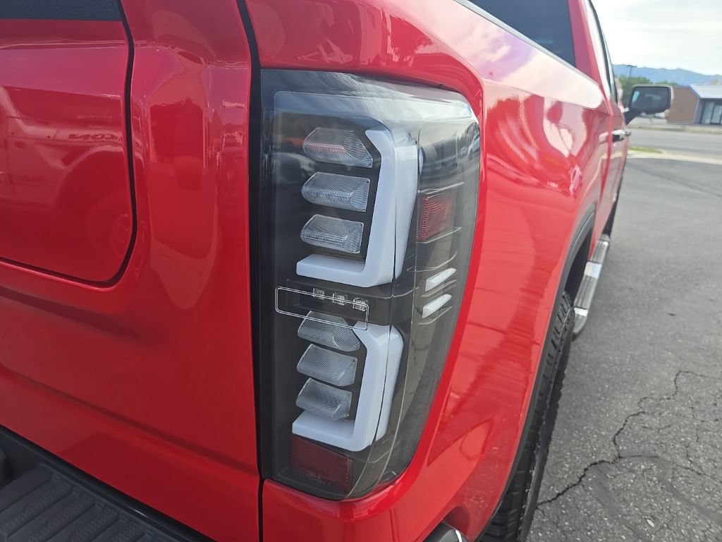 Used 2020 GMC Sierra 1500 SLT AWD/4WD image 35