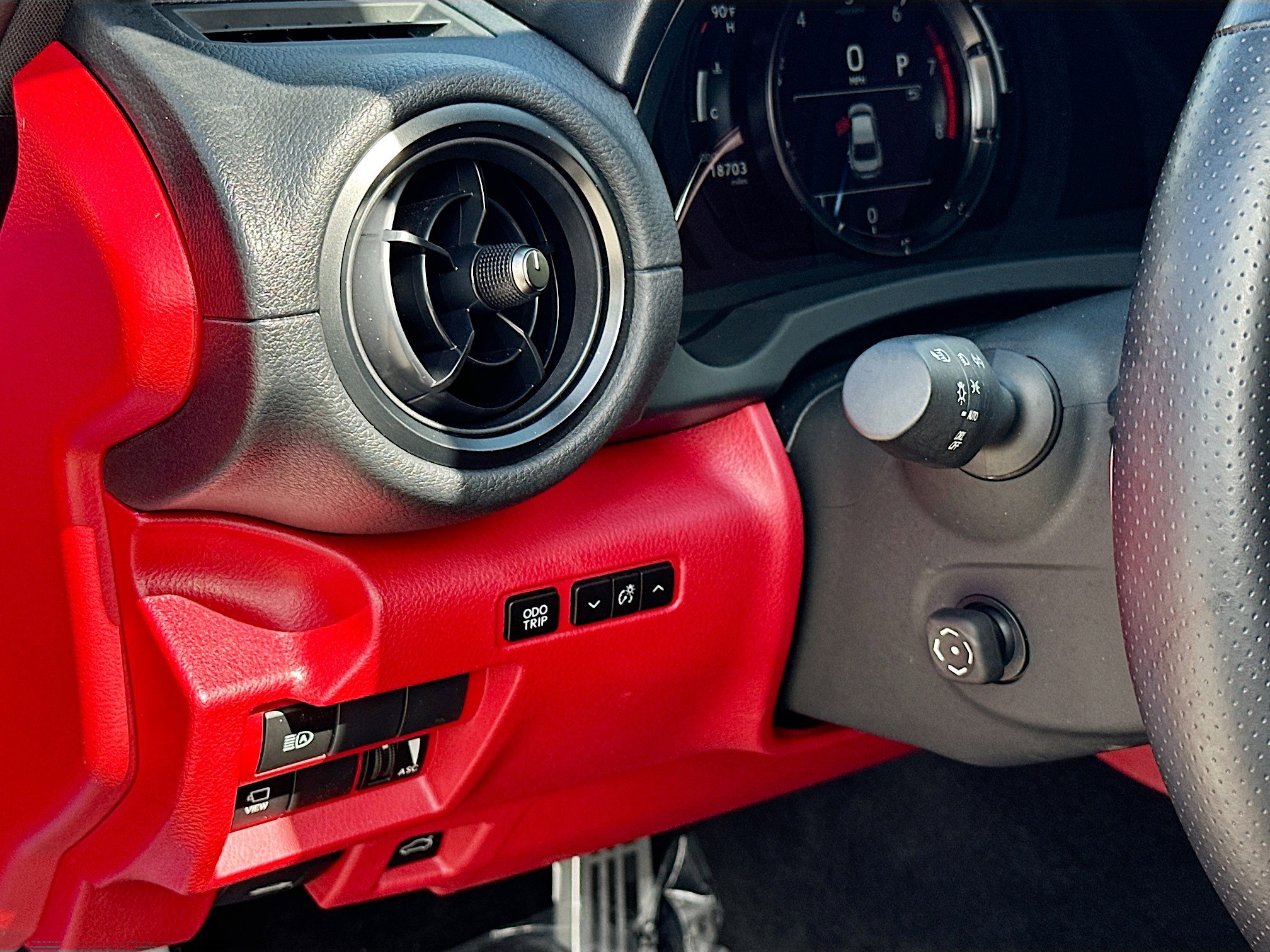 Used 2023 Lexus IS 350 F Sport w/ Navigation Package image 10