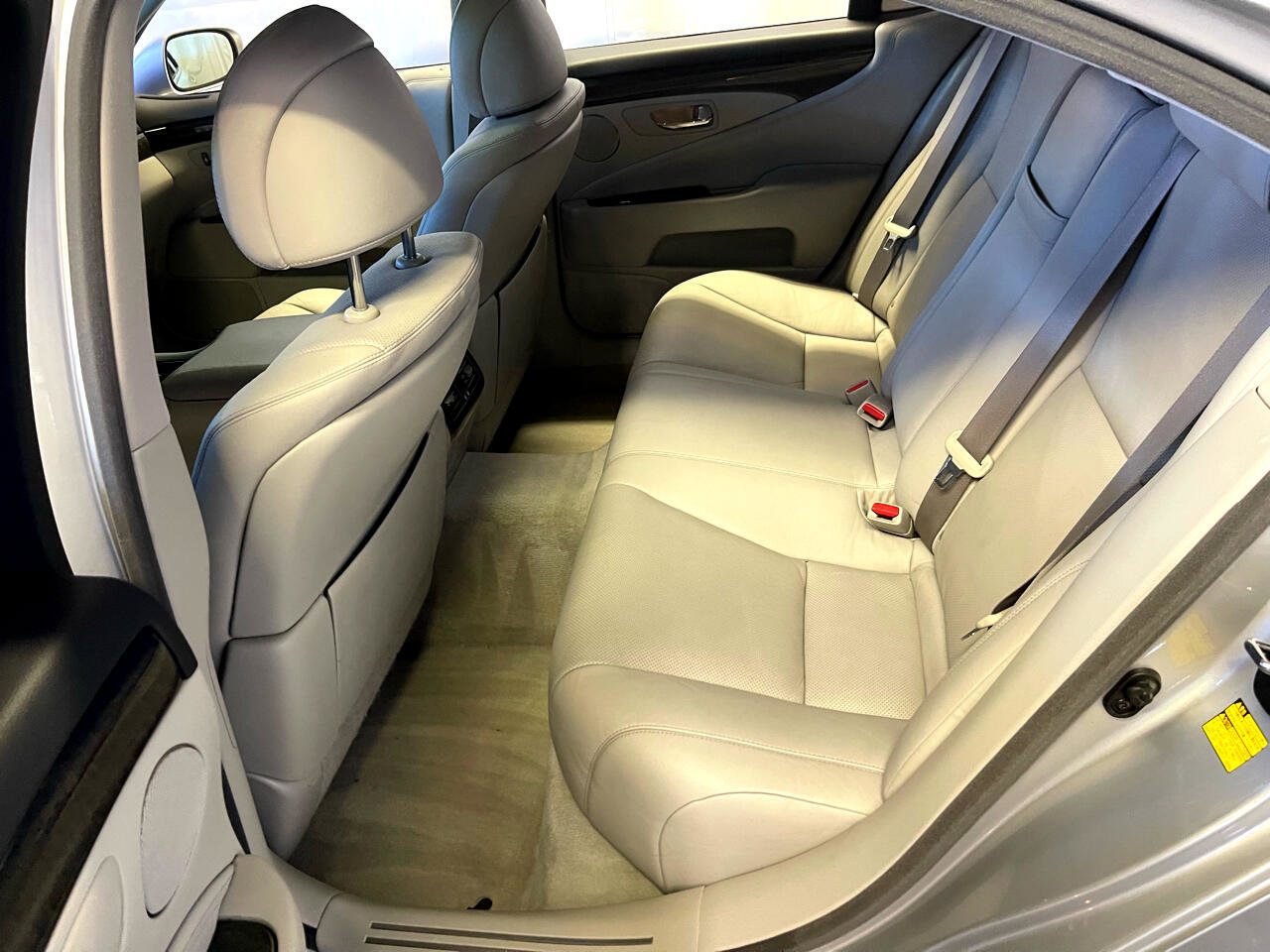 Used 2009 Lexus LS 460 image 18