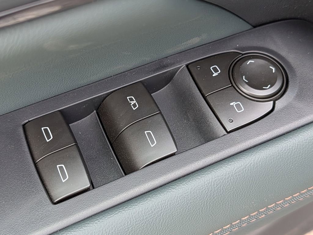 New 2026 GMC Terrain AT4 w/ Convenience Package III AWD/4WD image 40