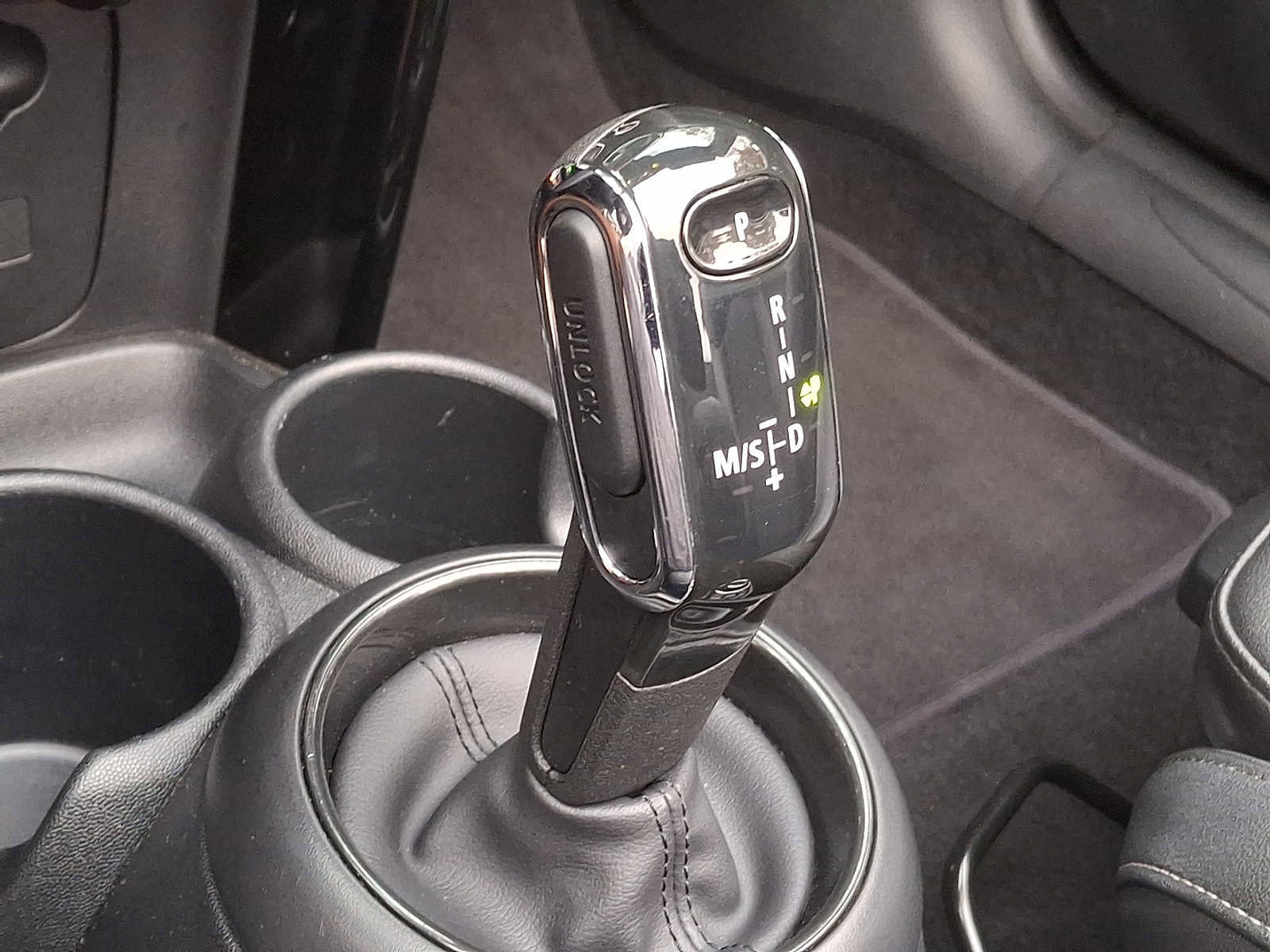 Used 2024 MINI Cooper S image 12