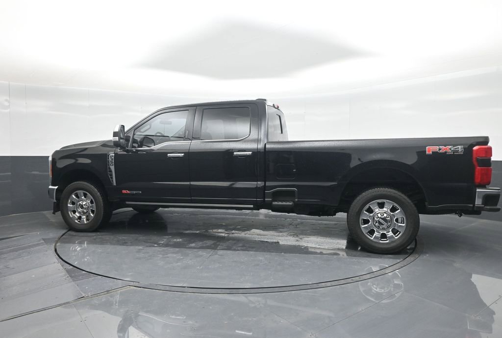 Used 2024 Ford F350 Lariat w/ Lariat Ultimate Package image 30