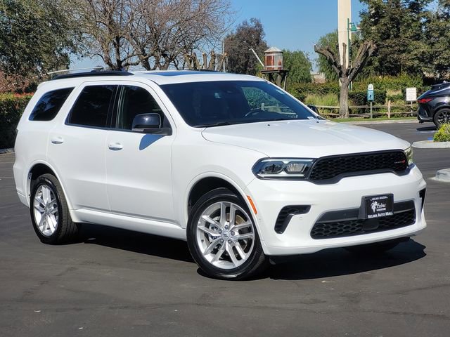 Used 2025 Dodge Durango GT image 2